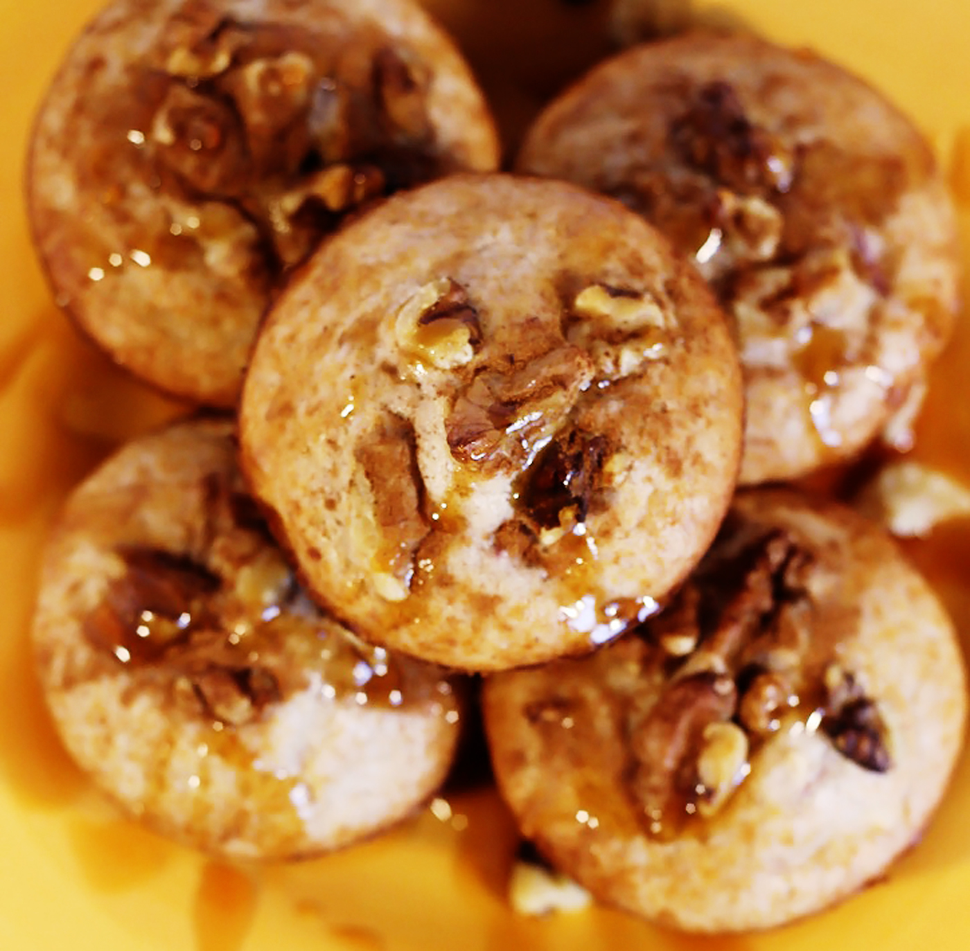 apple-cider-muffins-with-walnuts-and-caramel-sauce-drizzle4