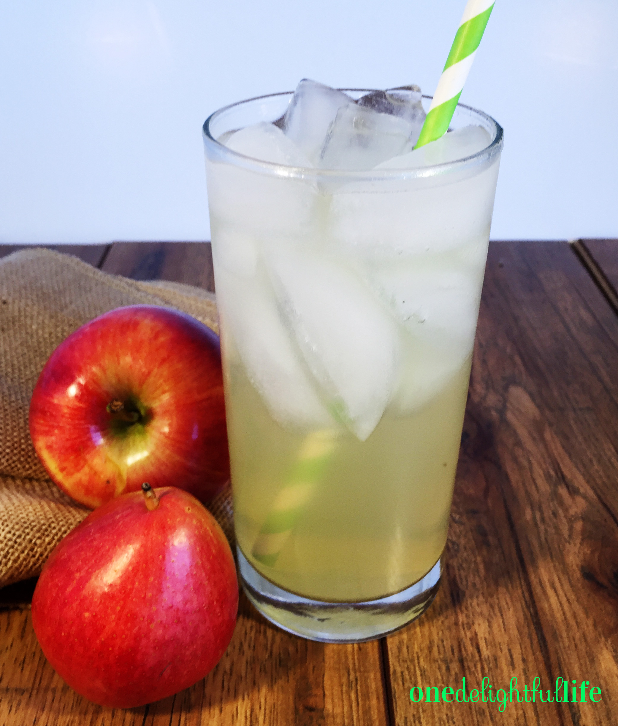 Refreshing and not as sweet, Creepy Crisp Apple and Pear Cocktail includes the flavors of fall. 