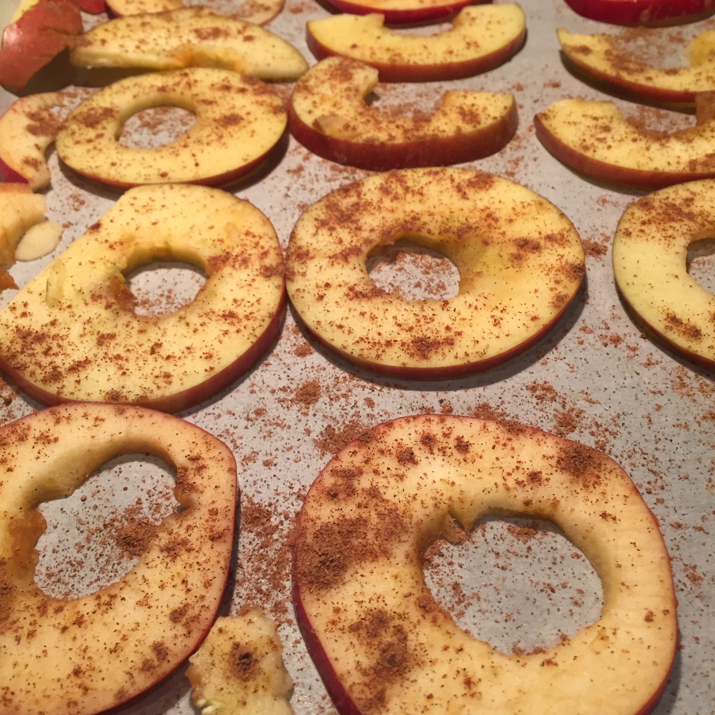No need to sprinkle pumpkin spice on the apple slices on both sides. 