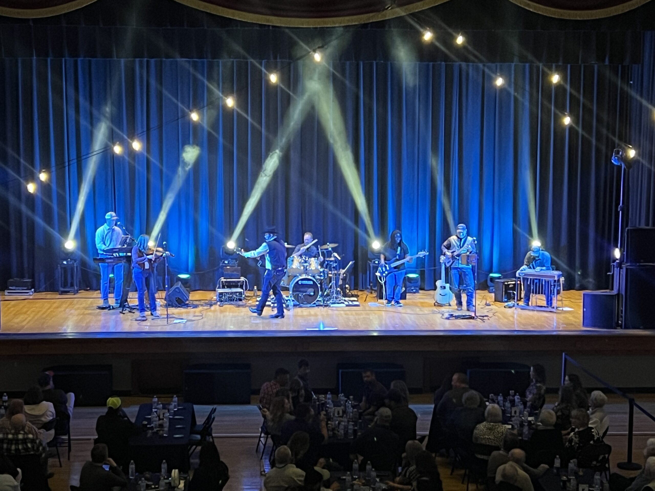 Key of G Live performs at the Pratt Municipal Building.