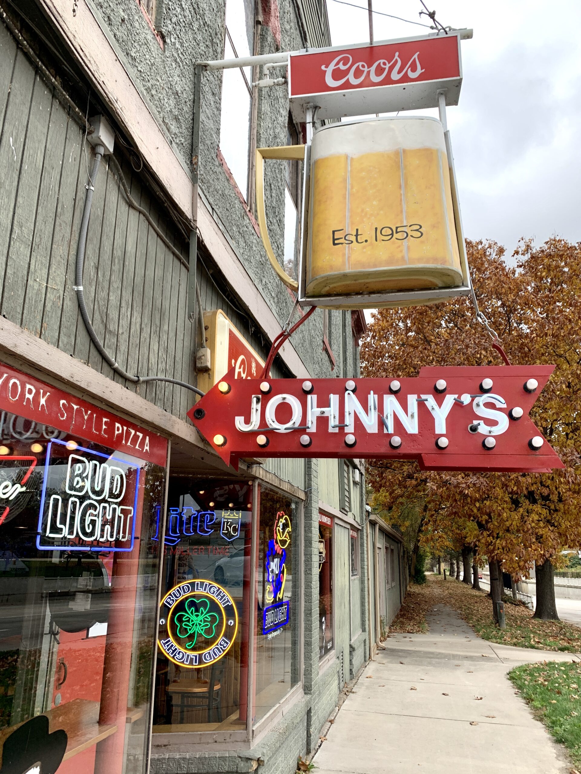 Johnny's Tavern Lawrence Kansas 