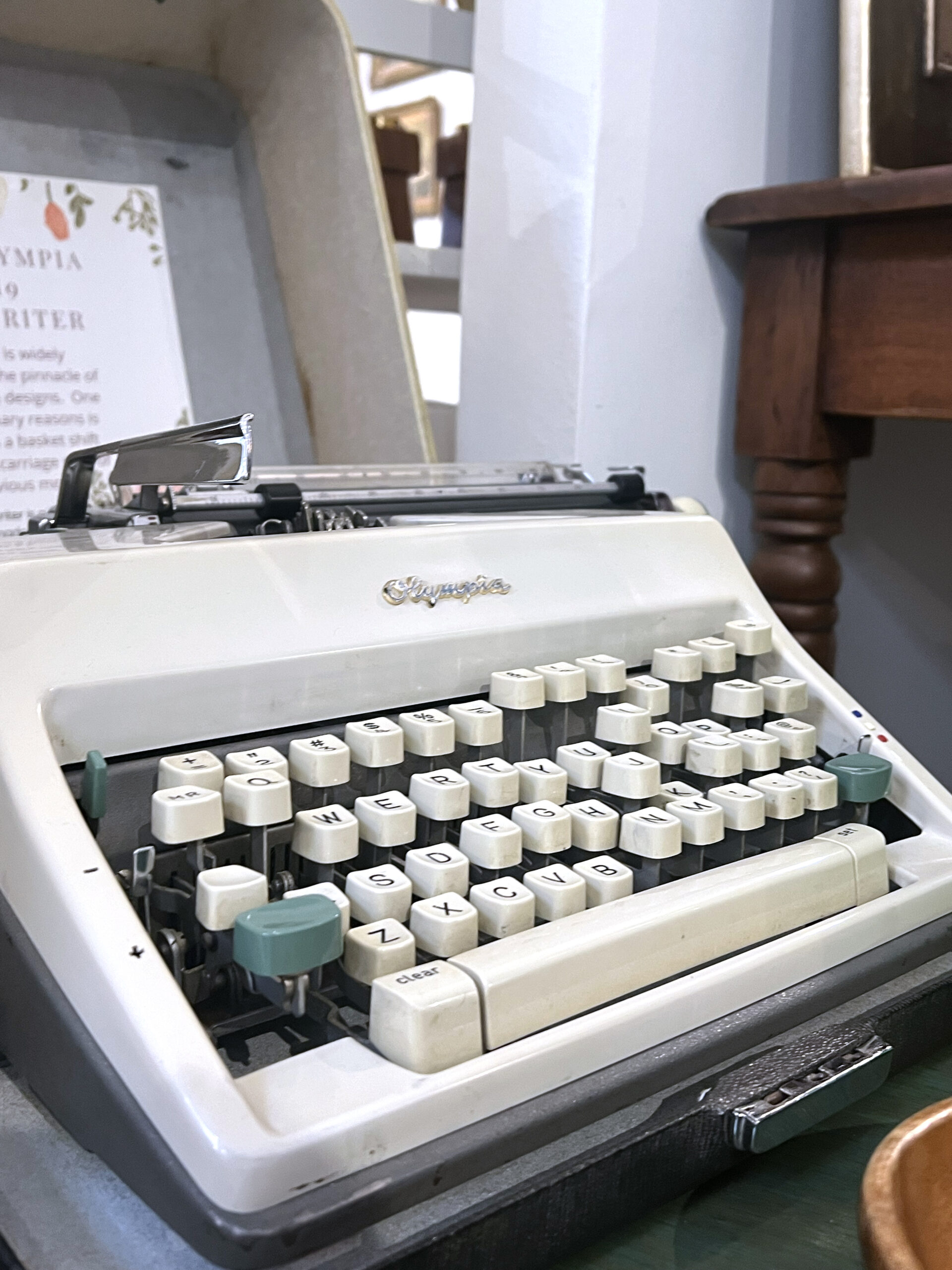 Slater Street Antiques Typewriter