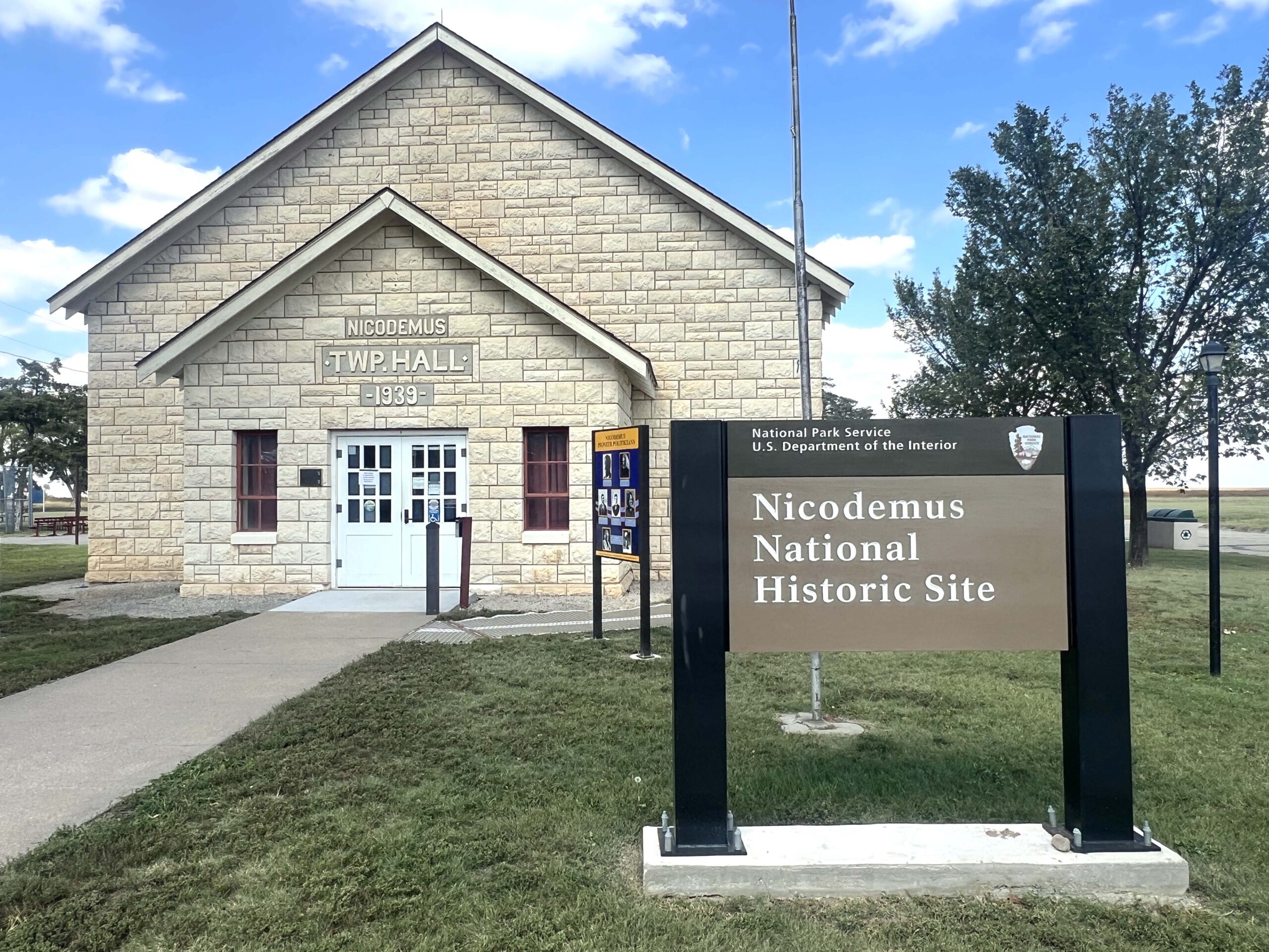 The Nicodemus Historical Museum documents the town, which was founded by migrating African American people. Today, only 17 residents populate the community.