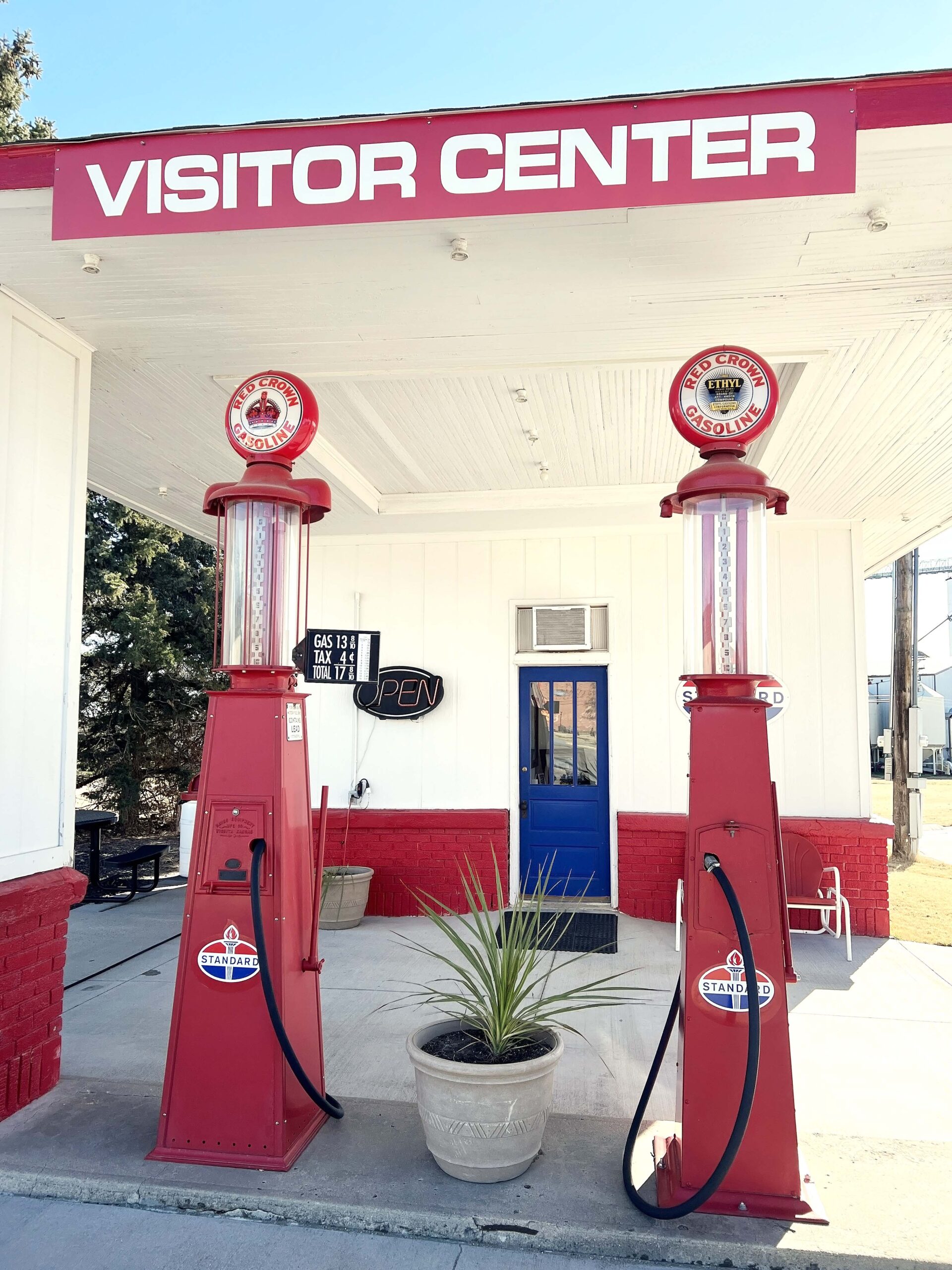 The Visitor Center in Lebanon, Kansas, remains unsupervised but unlocked during the day.