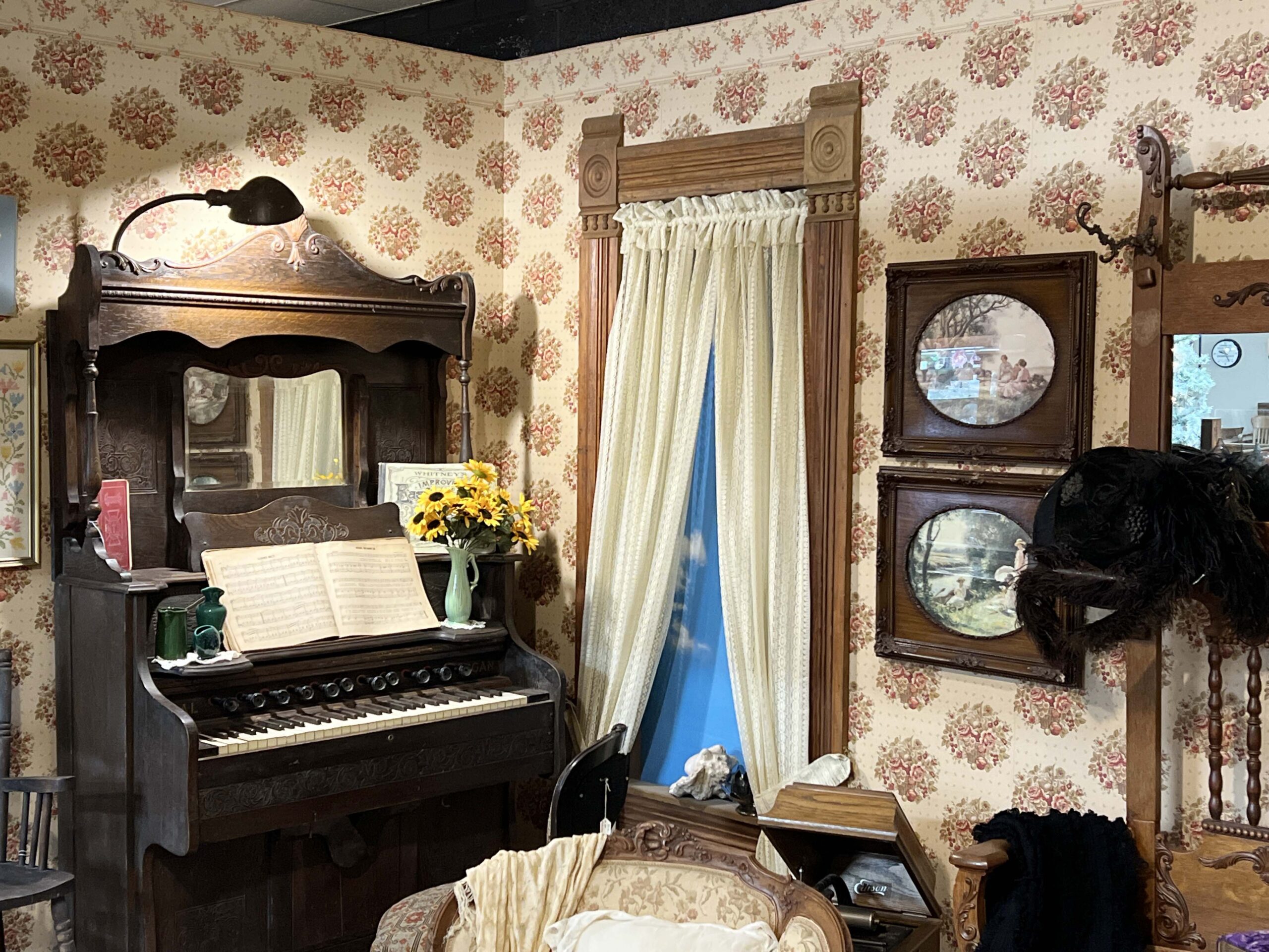 Period furnishing adorns replica buildings. 