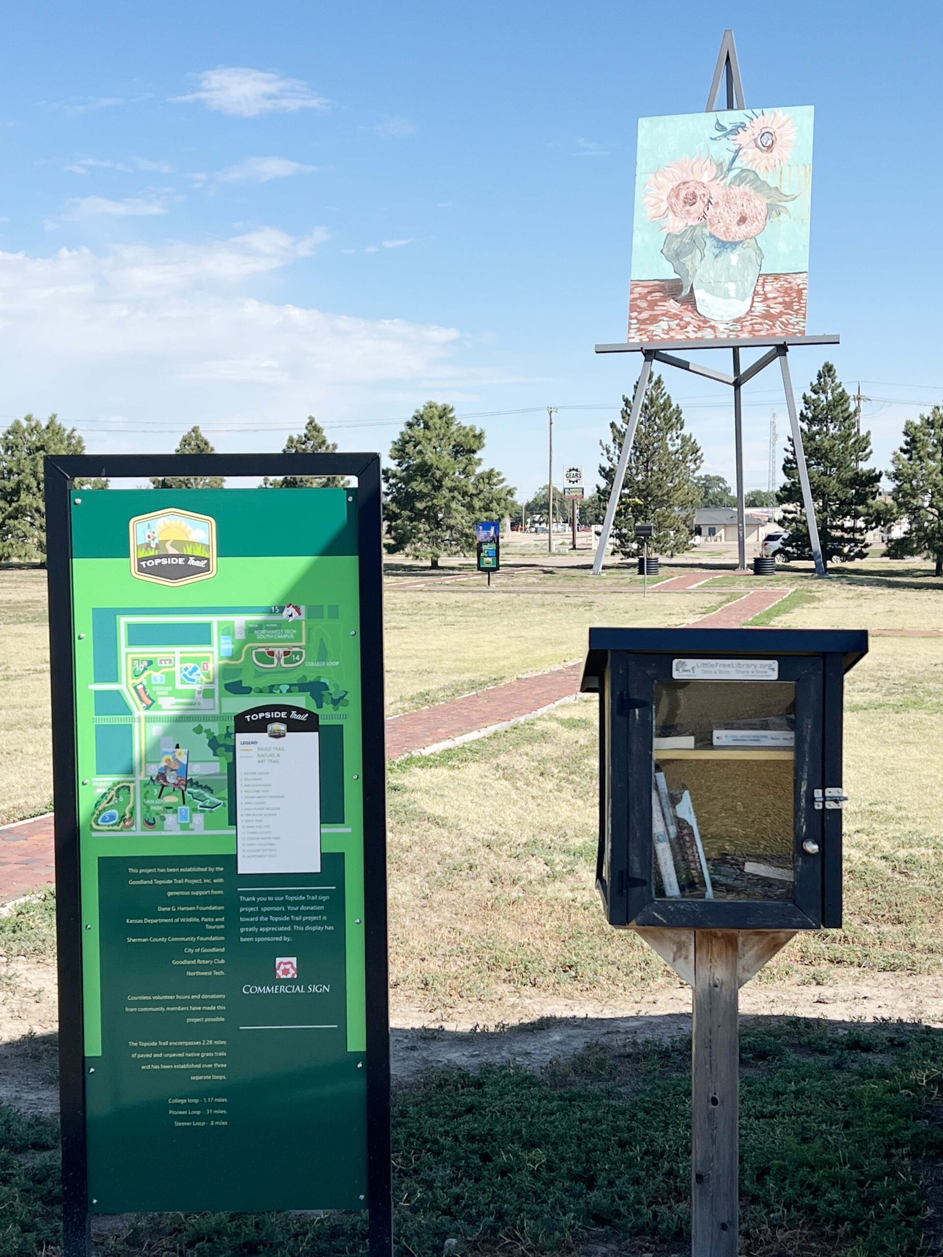 The World's Largest Easel in Goodland, Kansas