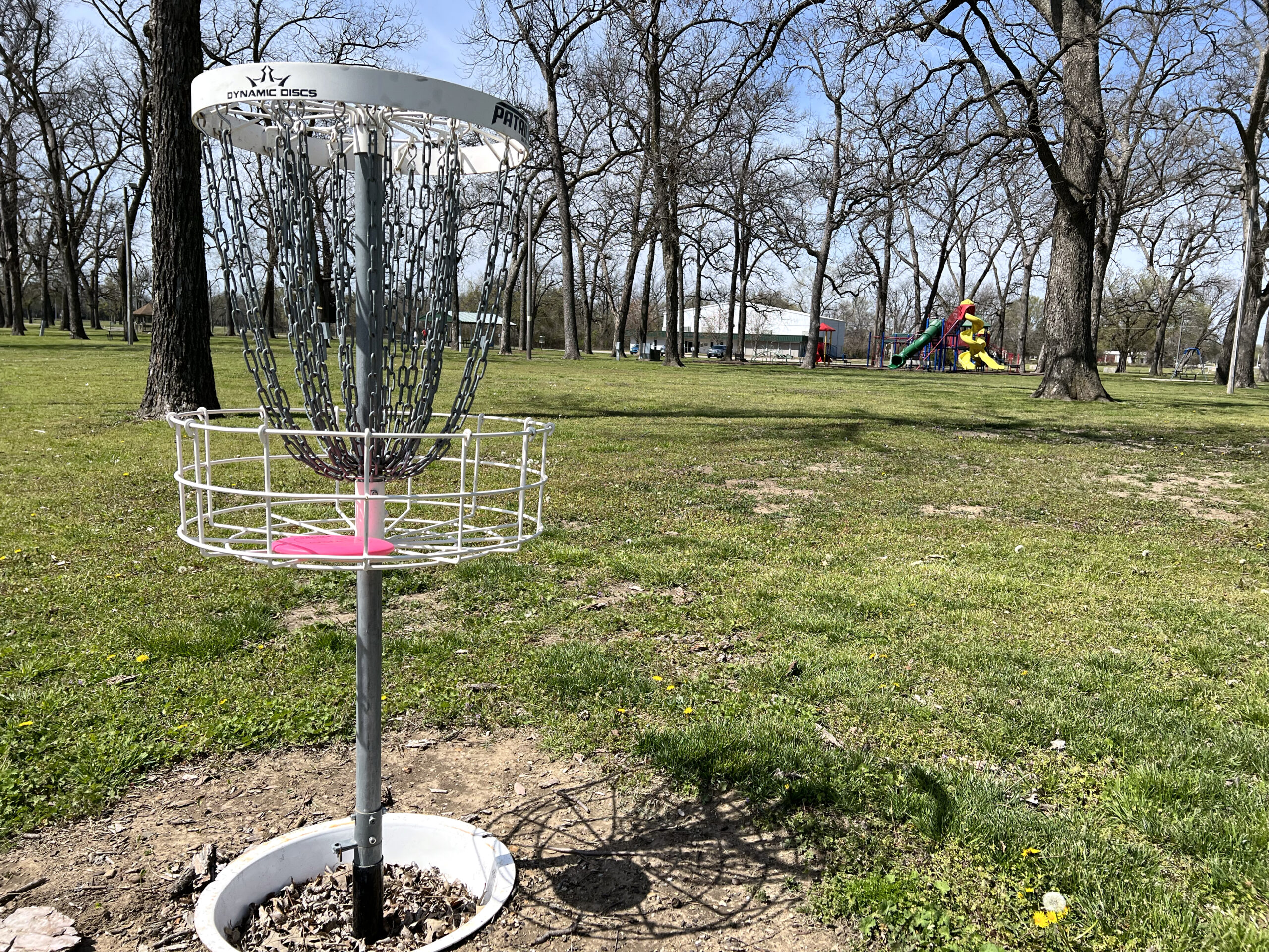 Coffeyville Kansas disc golf course at Pfister Park.